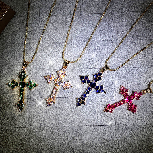 5 Stylish Cross Necklace Designs for Women